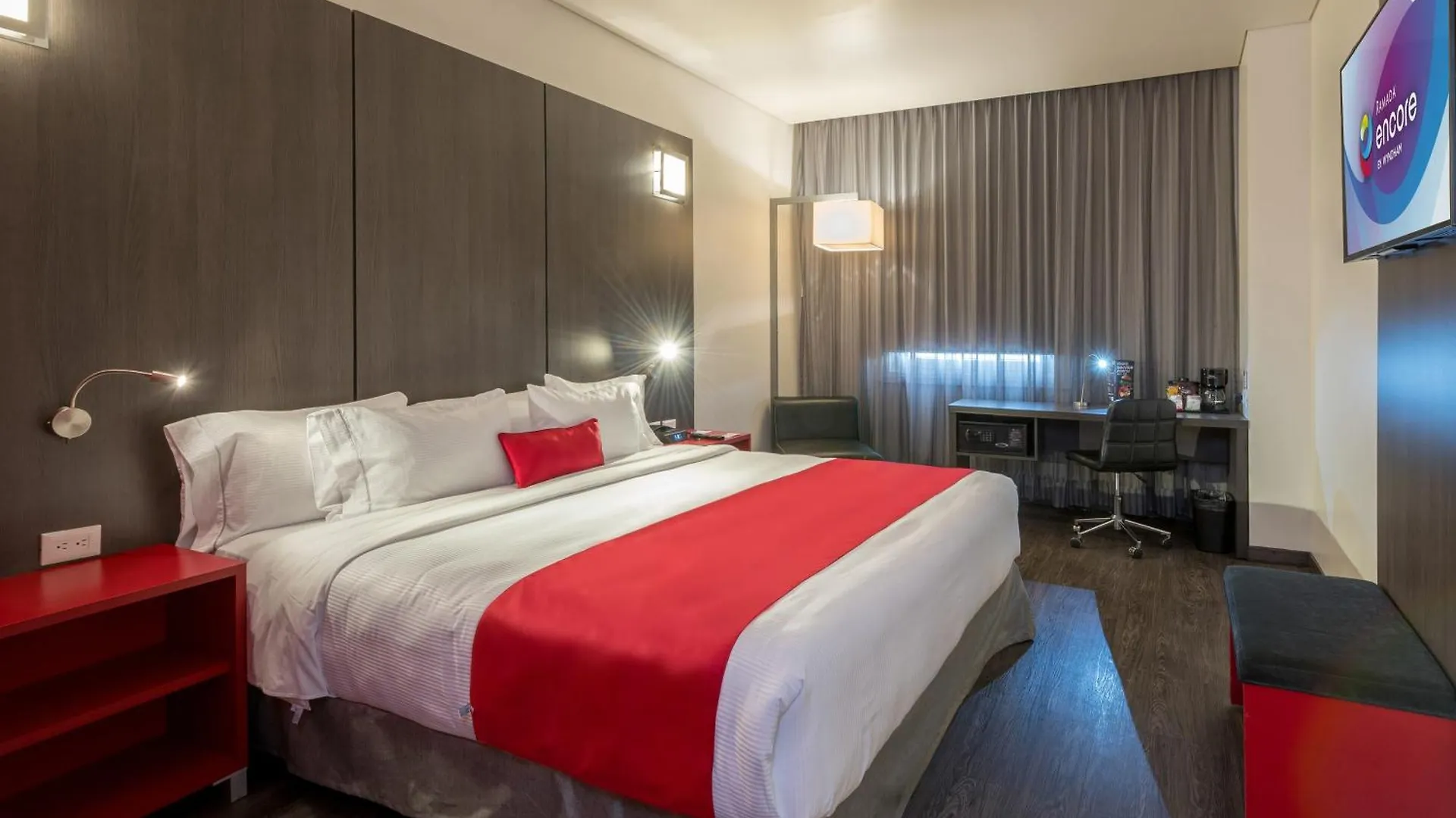 Ramada Encore By Wyndham Puebla de Zaragoza 4*,